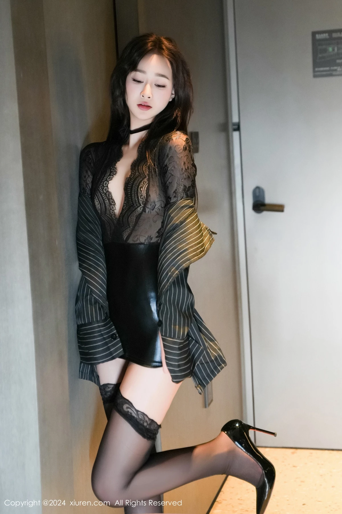 图片[17]-[XiuRen秀人网]第8660期软糖爱喝奶写真-秀人集